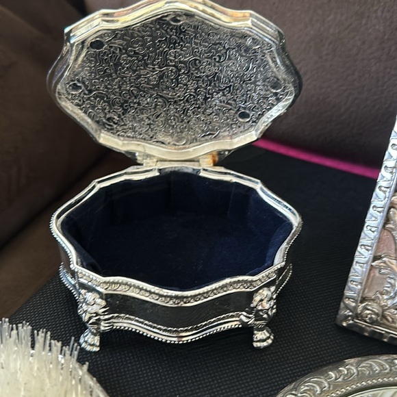 Vintage Antique Silver Plated Vanity Set - Picture 5 of 16